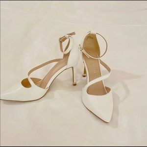 kelly & katie sevana pump white